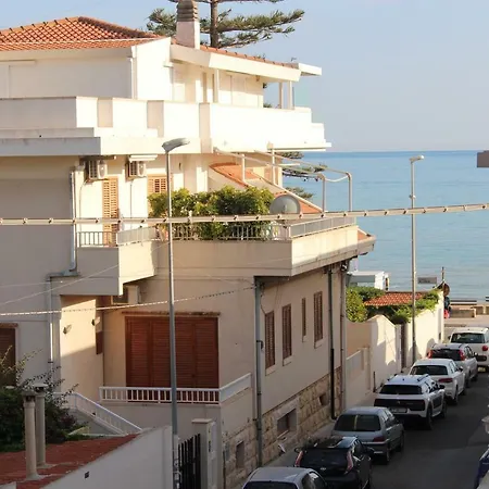Apartment Il Mare A Due Passi Marina di Ragusa